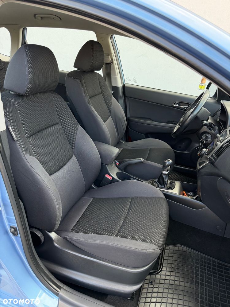 Hyundai i30 1.6 blue Classic - 24