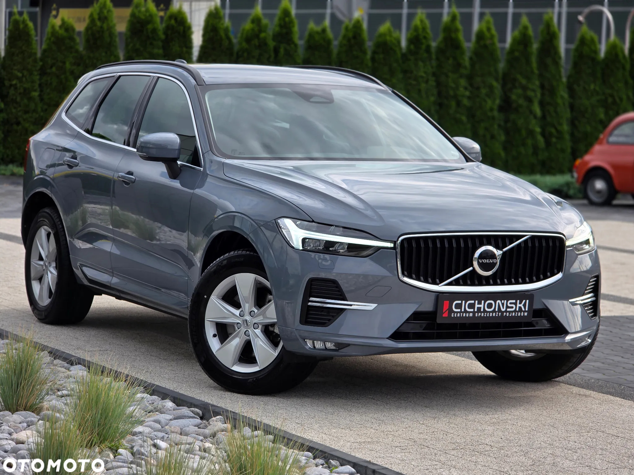 Volvo XC 60 T4 Momentum Pro - 4