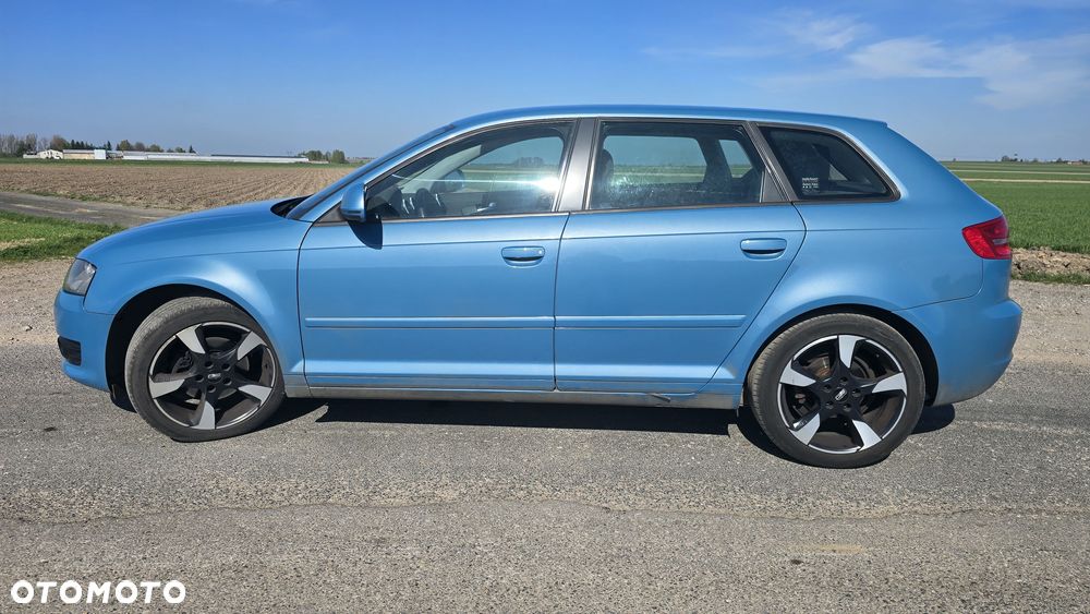 Audi A3 Sportback - 8