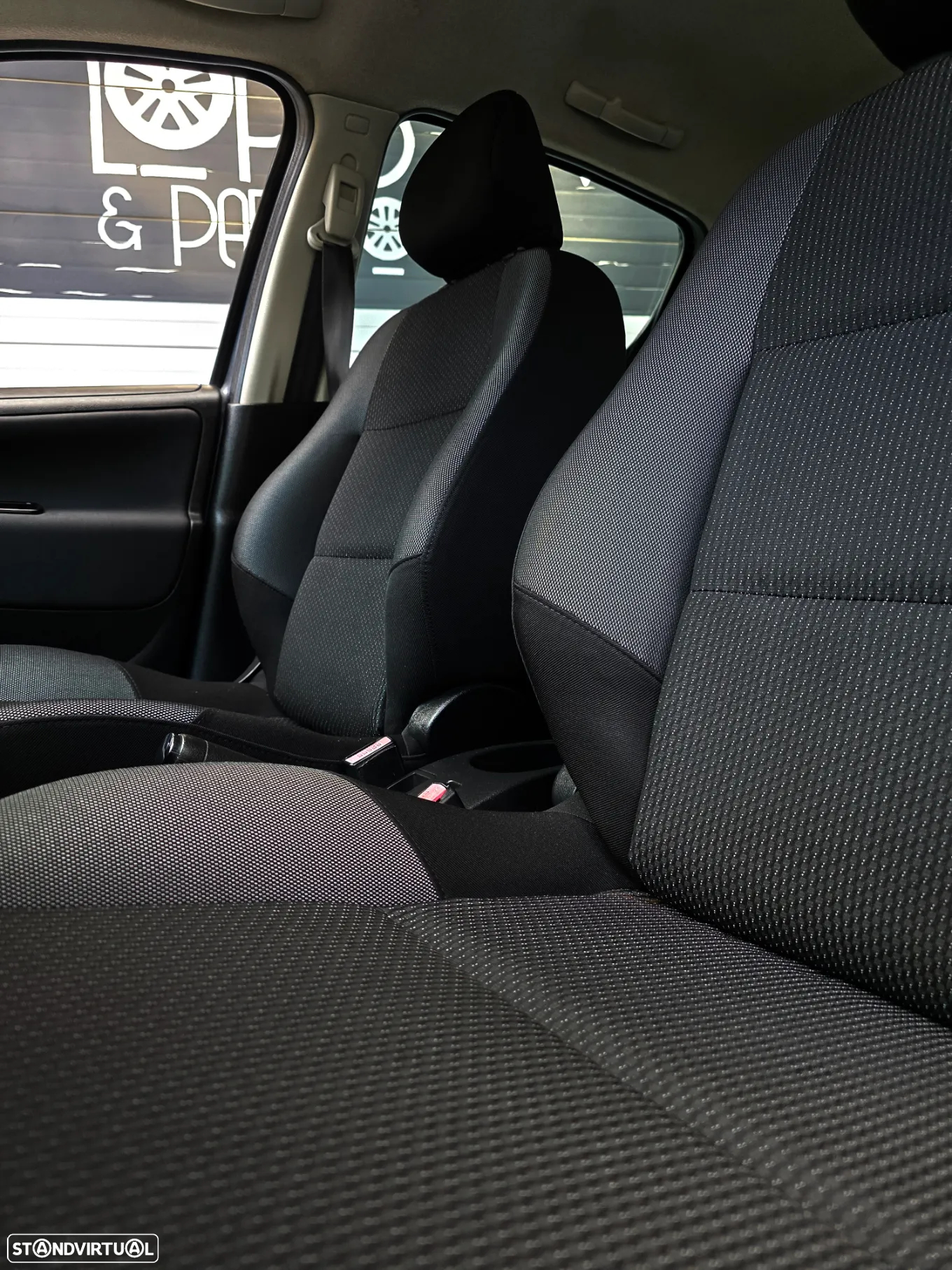 Peugeot 207 1.4 16V Active - 51