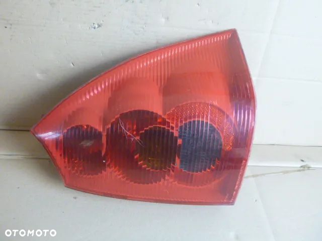 LAMPA PRAWY TYŁ PRAWA TYLNA PEUGEOT 307 KOMBI 01-05 - 6