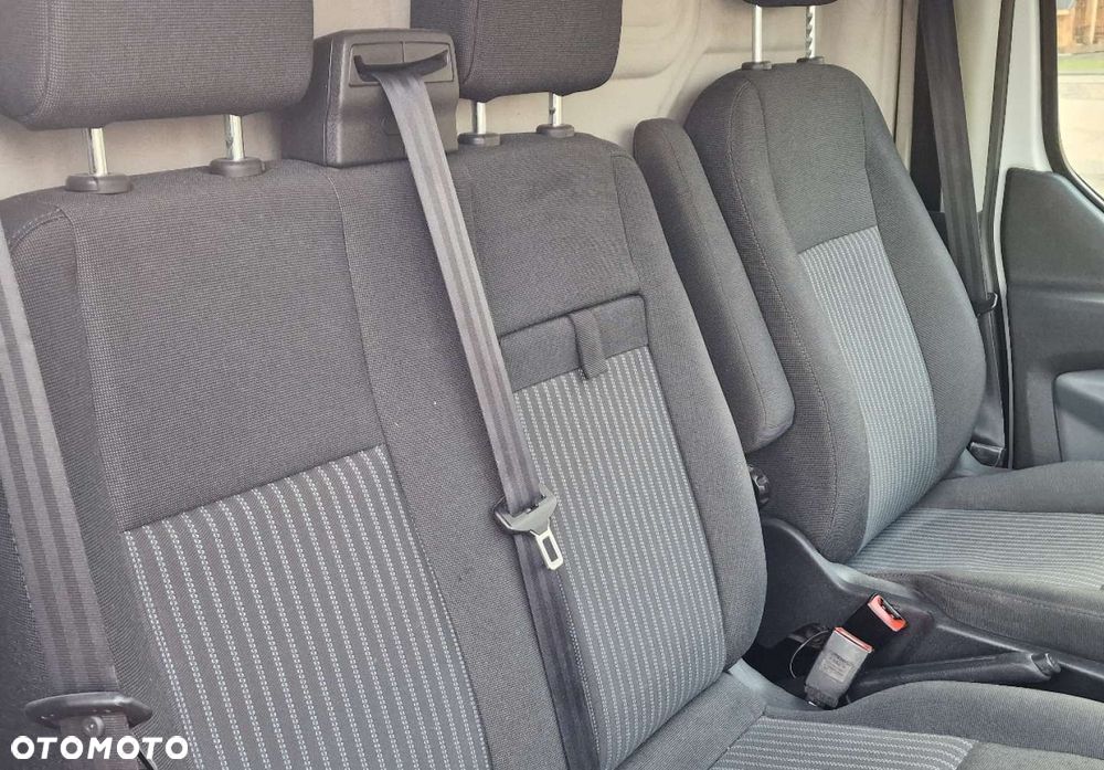 Ford Transit Custom - 19