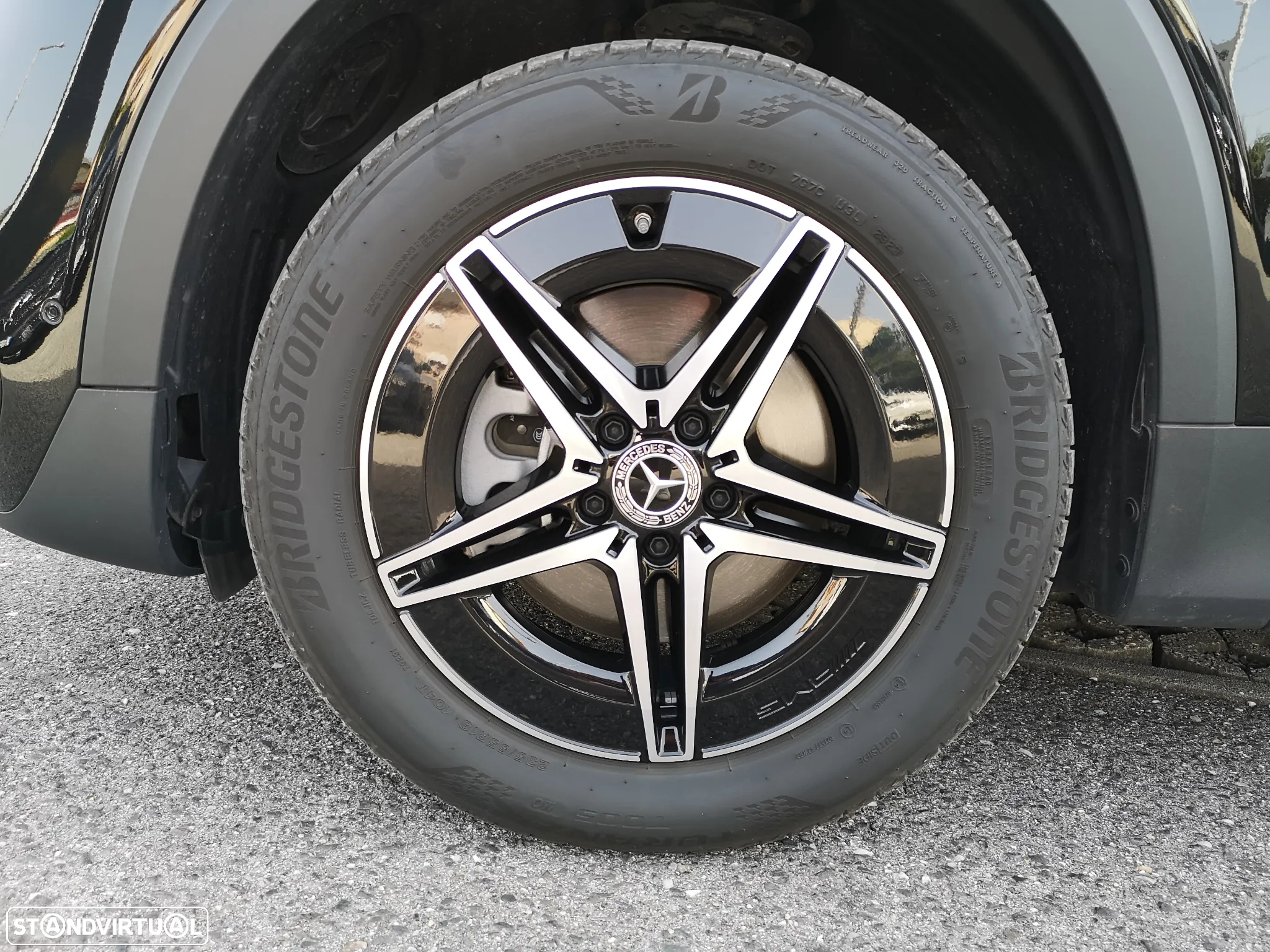 Mercedes-Benz EQB 250 AMG Line - 4