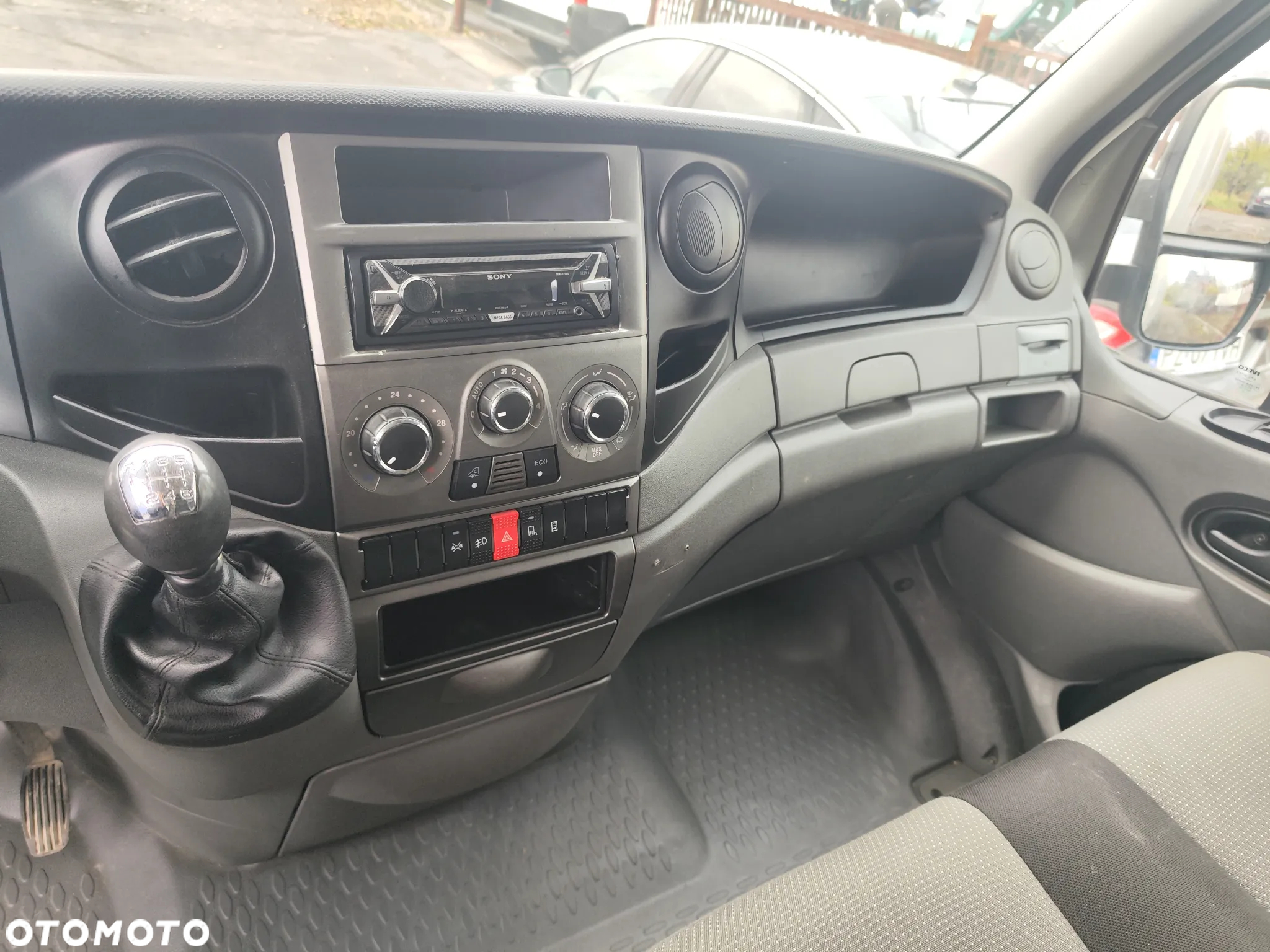 Iveco Daily - 16