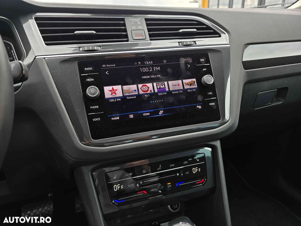 Volkswagen Tiguan - 13