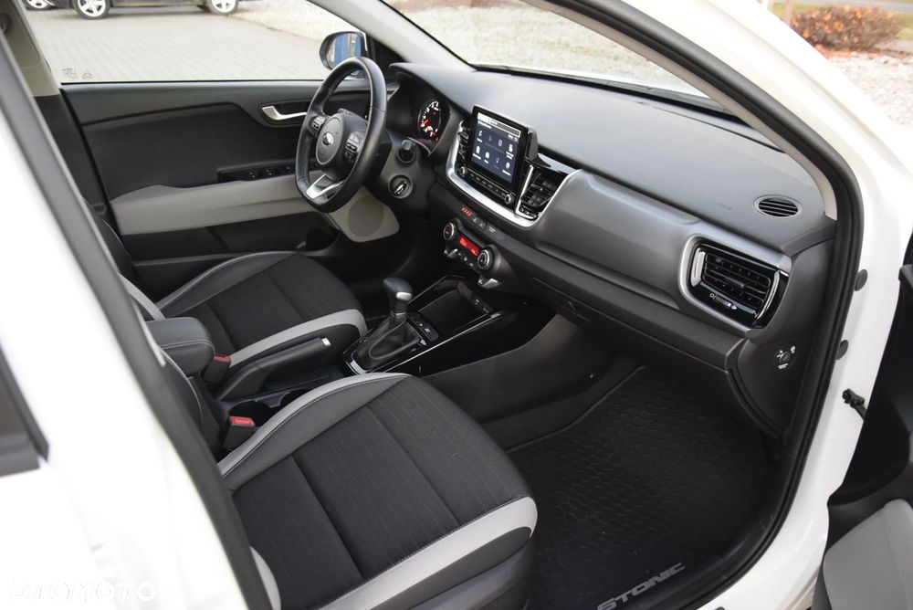 Kia Stonic 1.0 T-GDI M DCT - 12