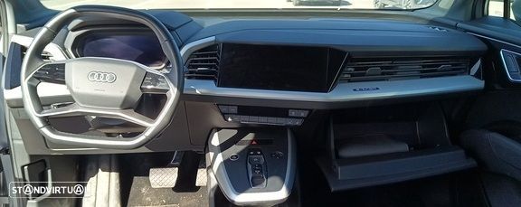 Audi Q4 e-tron 35 55 kWH - 4