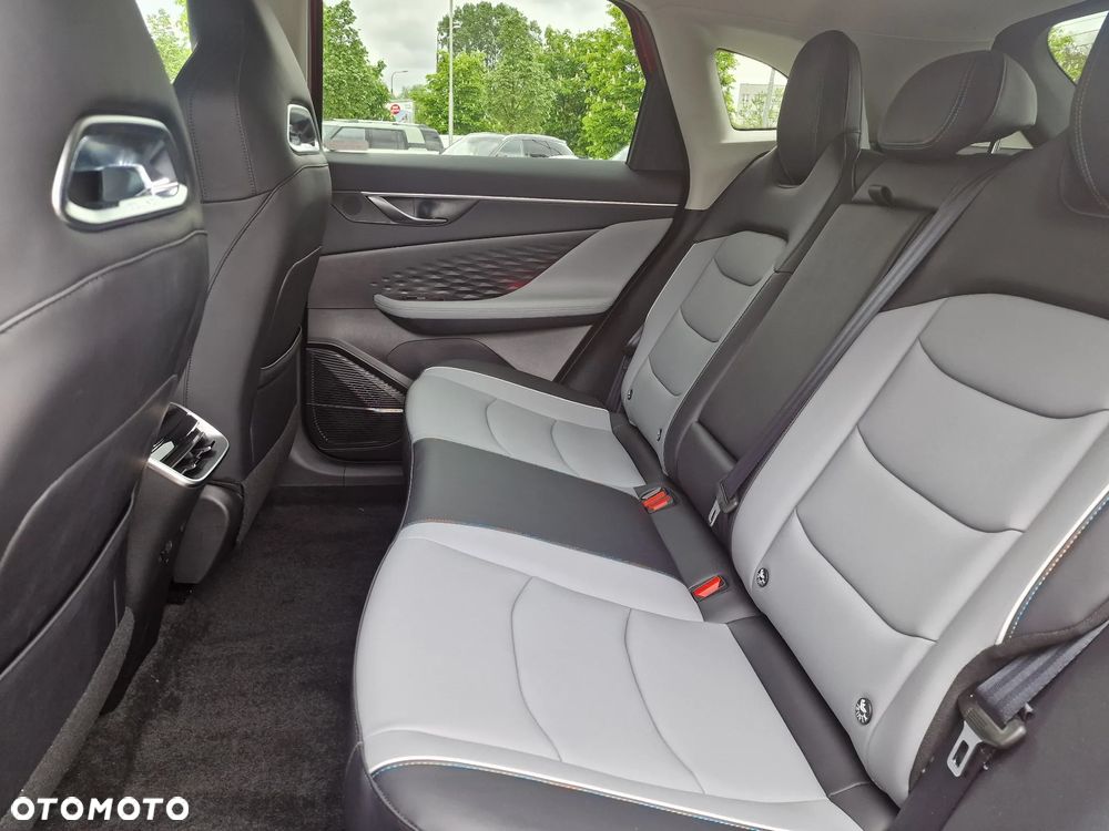 BAIC 5 Beijing 1.5T Business DCT - 9