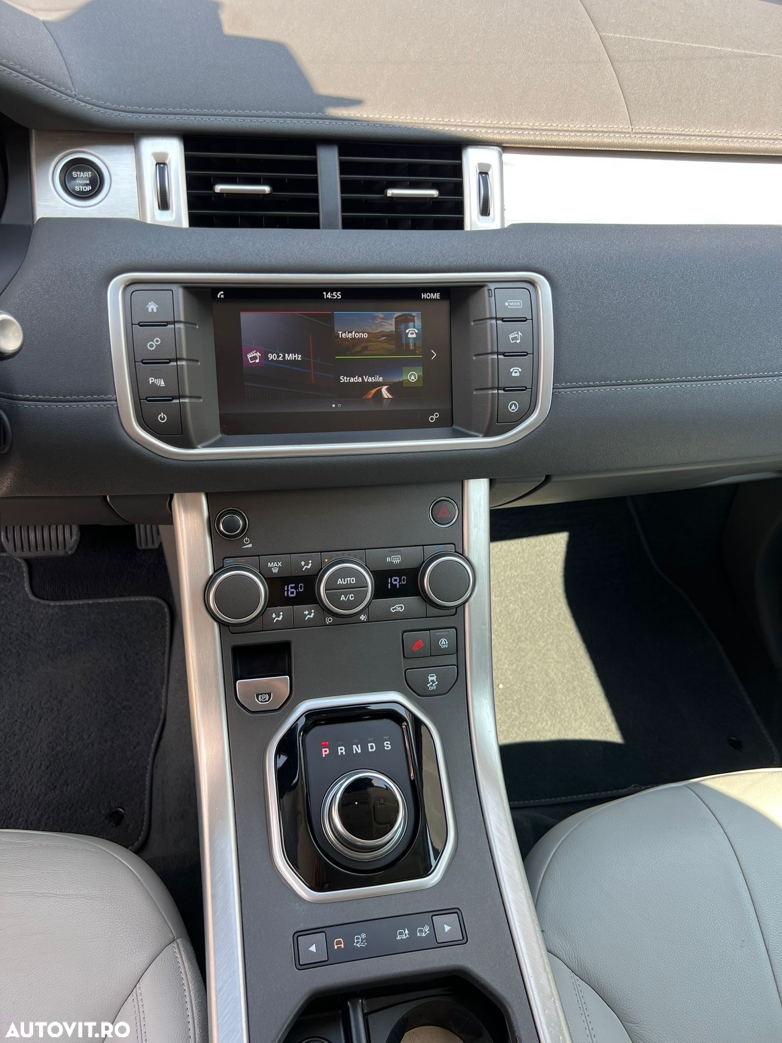 Land Rover Range Rover Evoque - 10