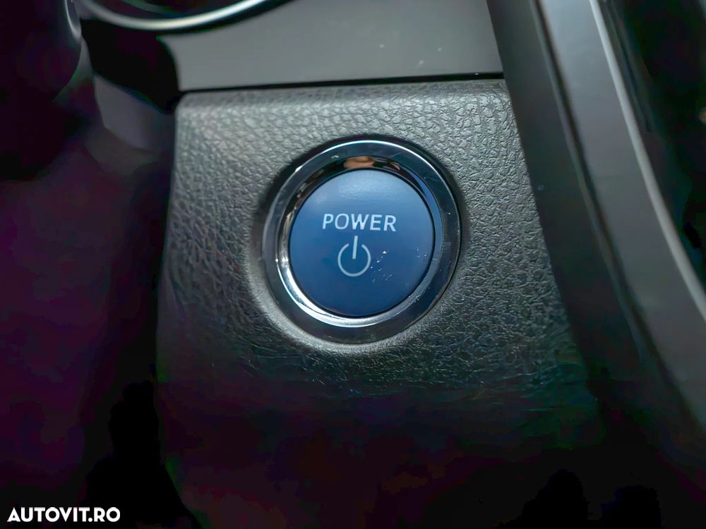 Toyota Camry 2.5 Dynamic - 35