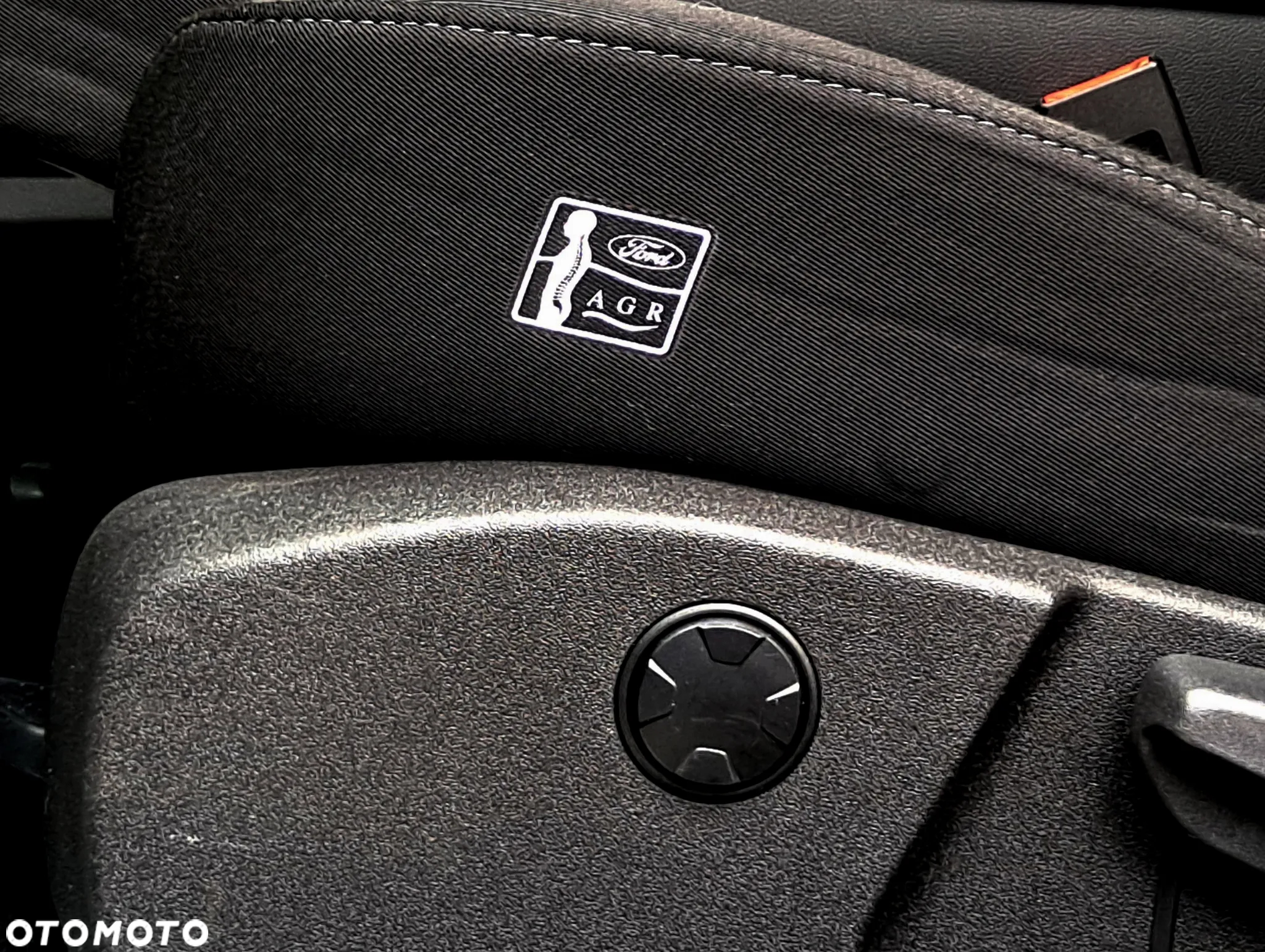 Ford Mondeo - 14