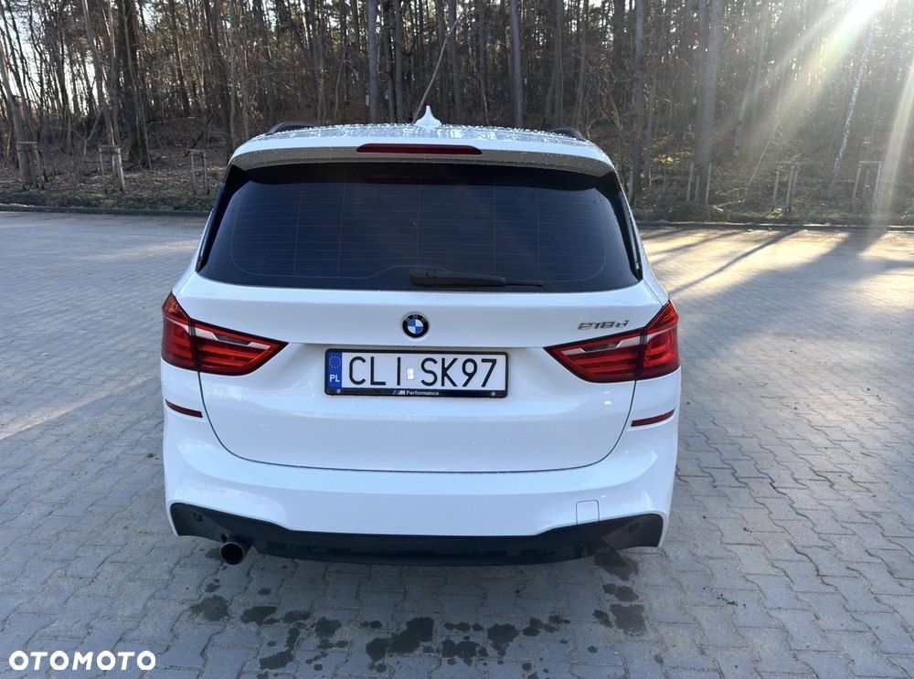 BMW Seria 2 218d M Sport - 5
