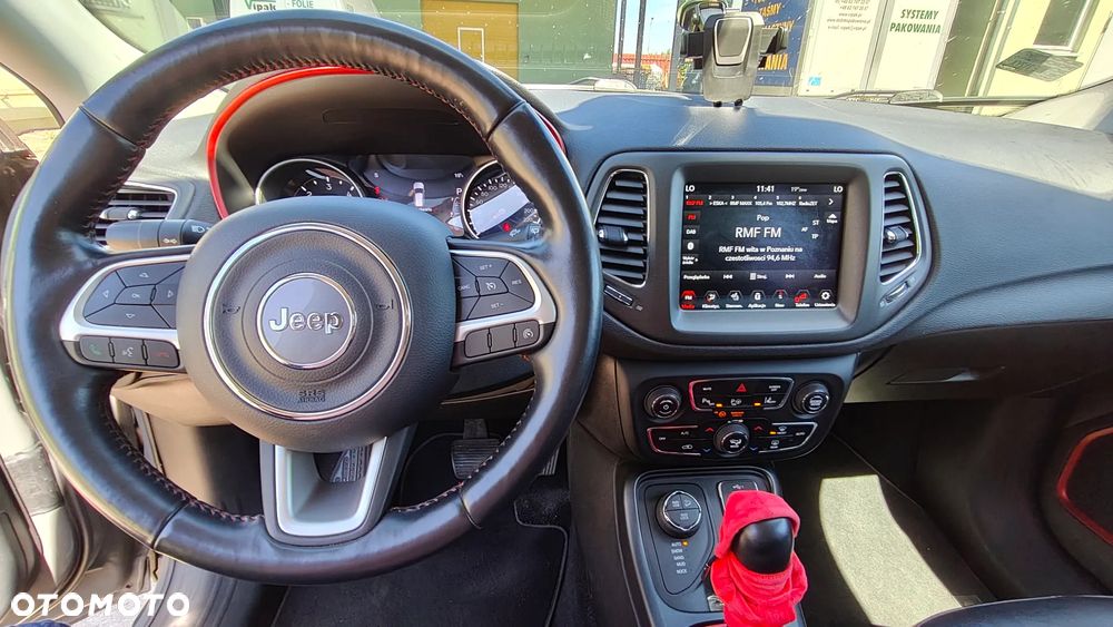 Jeep Compass 2.0 MJD Trailhawk 4WD S&S - 25