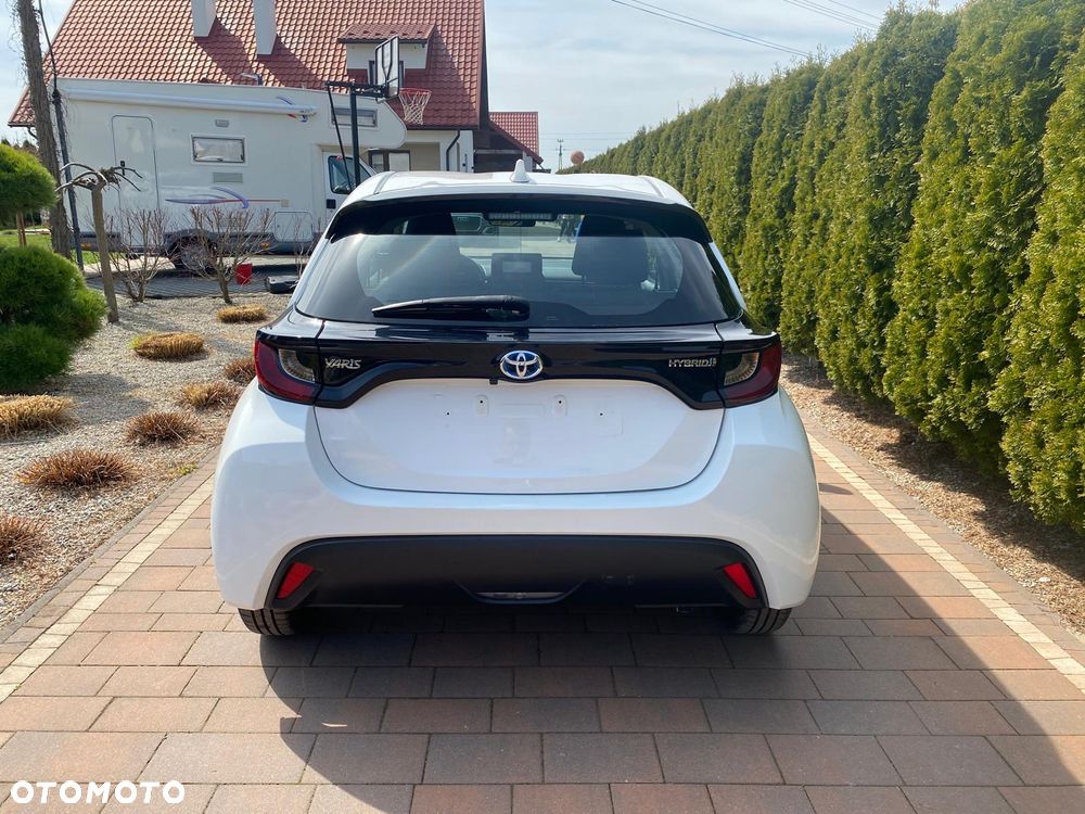 Toyota Yaris - 7