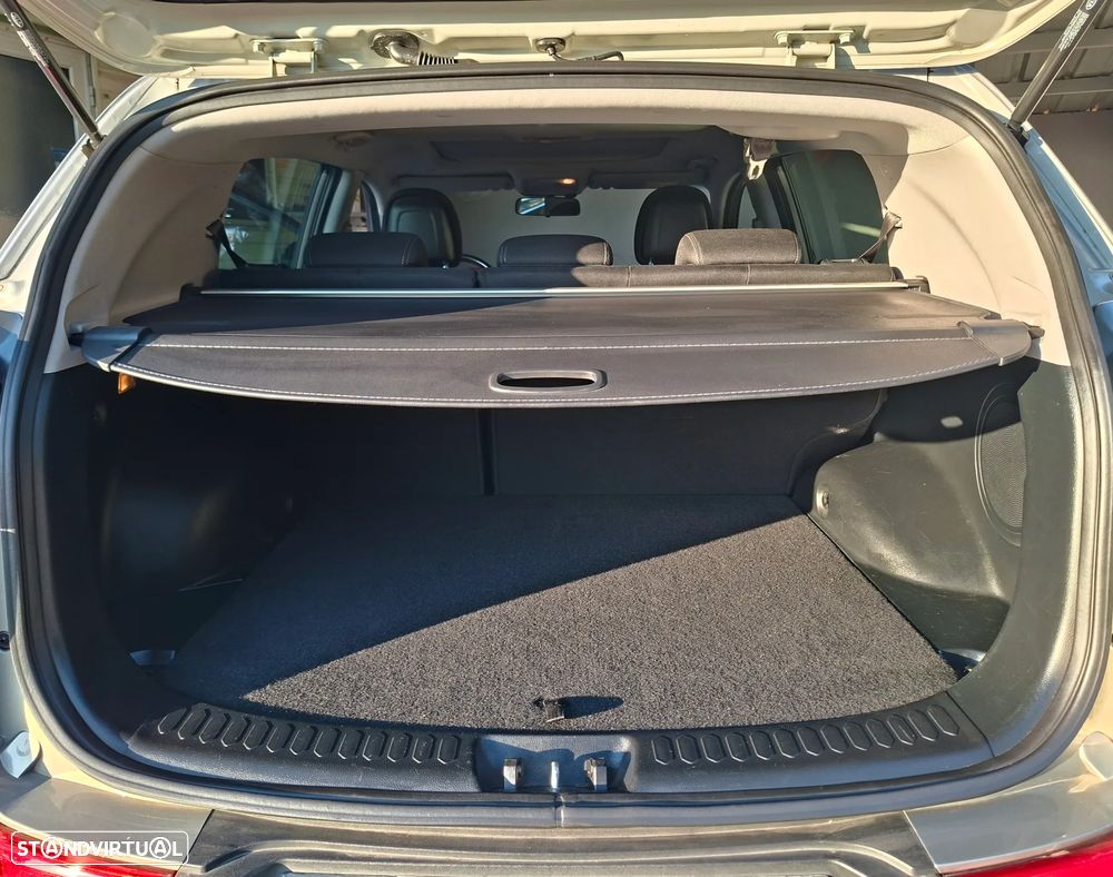 Kia Sportage 1.7 CRDI ISG TX Navi - 25