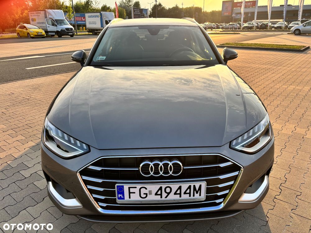 Audi A4 Avant - 1