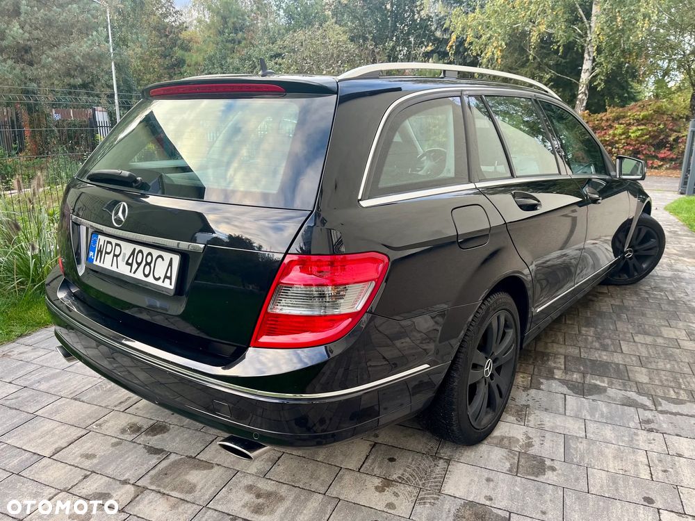 Mercedes-Benz C-Class 2008 photo 4