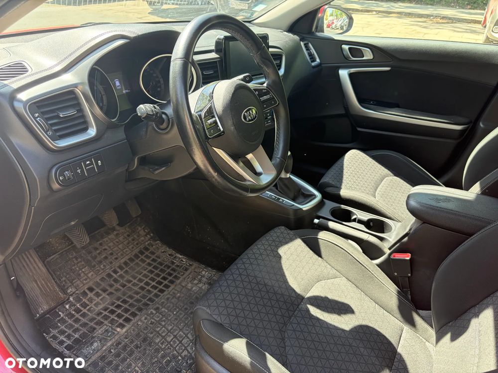 Kia Ceed 1.4 T-GDI M - 11