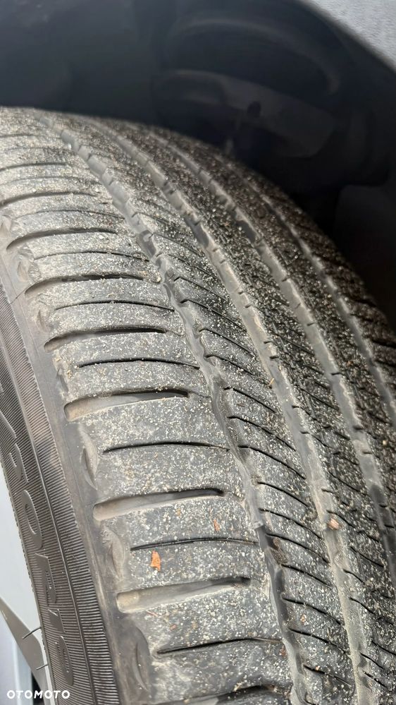 Volvo XC 40 B5 B AWD Momentum Pro - 21