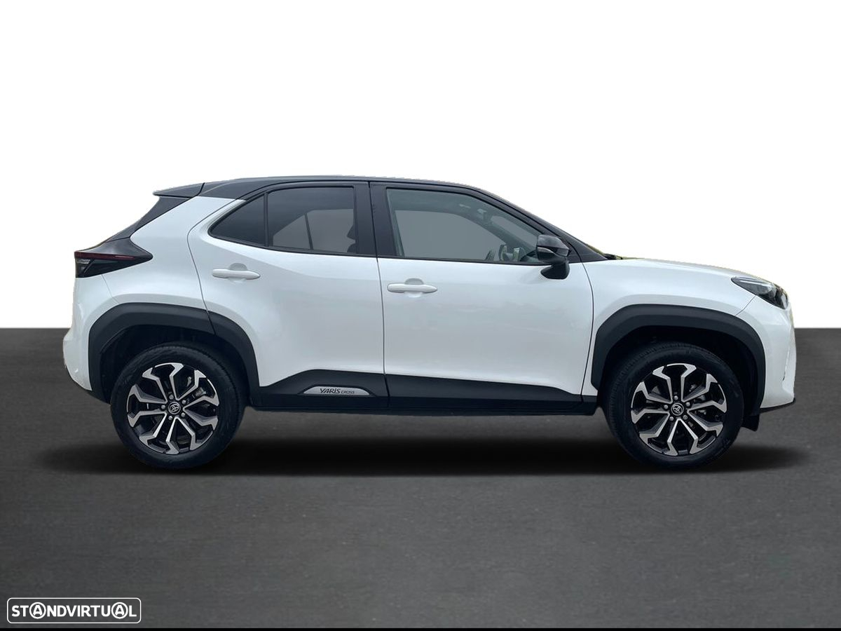 Toyota Yaris Cross - 17