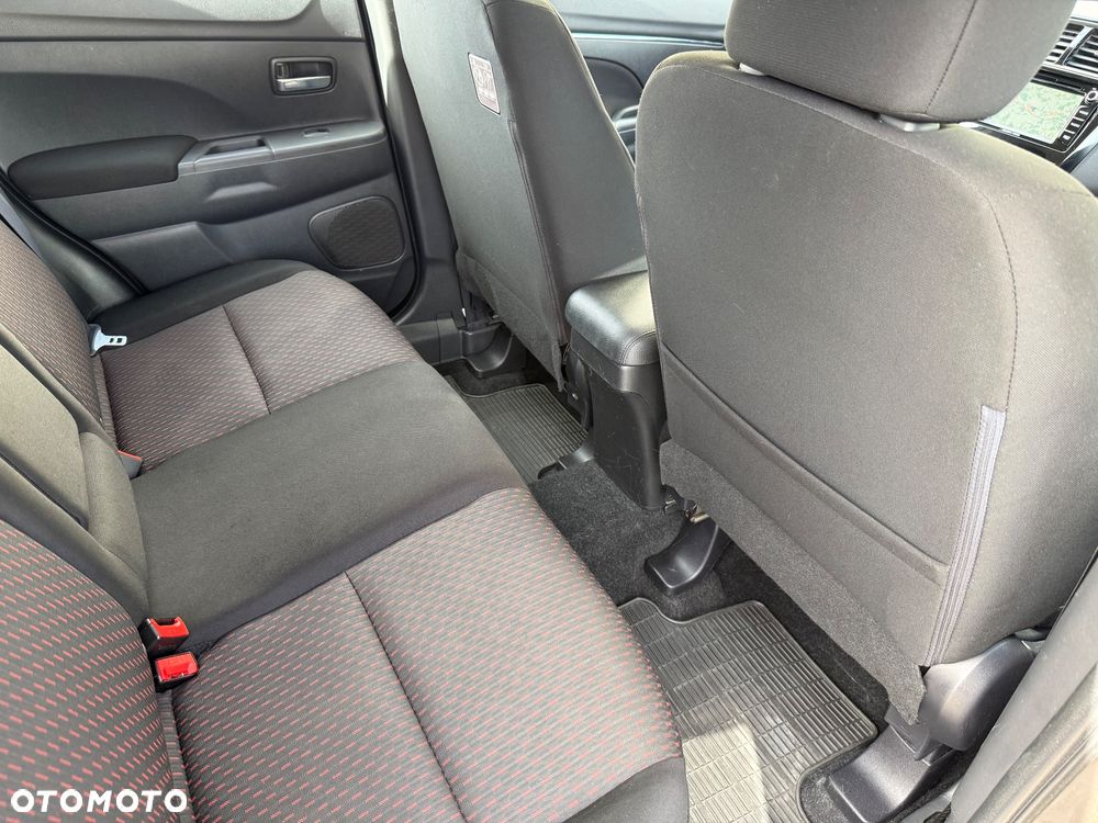 Mitsubishi ASX - 19