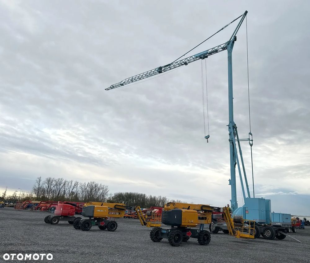 Potain IGO32 Tri/A / Mobilny samowznoszący żuraw wieżowy / 4400 MTH! - 4