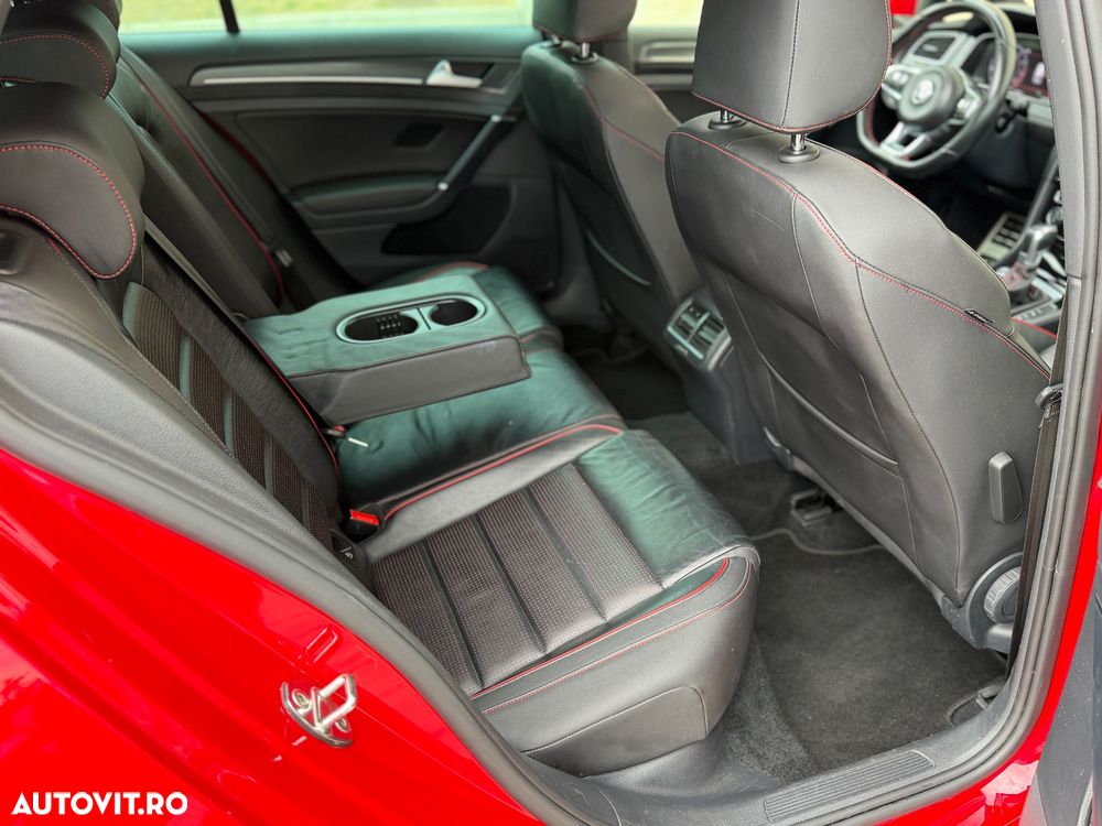 Volkswagen Golf 2.0 TSI OPF DSG GTI - 15