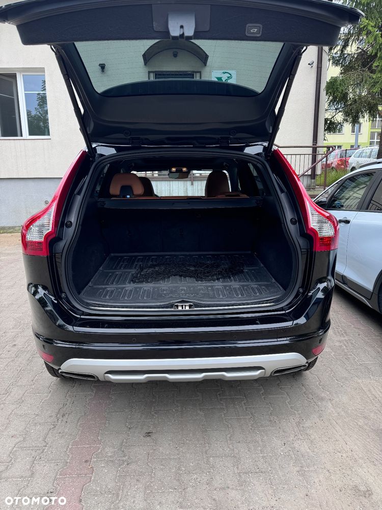 Volvo XC 60 D5 AWD Summum - 8