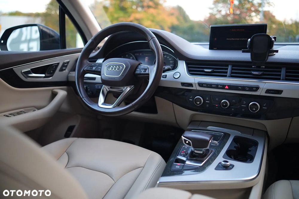 Audi Q7 - 28