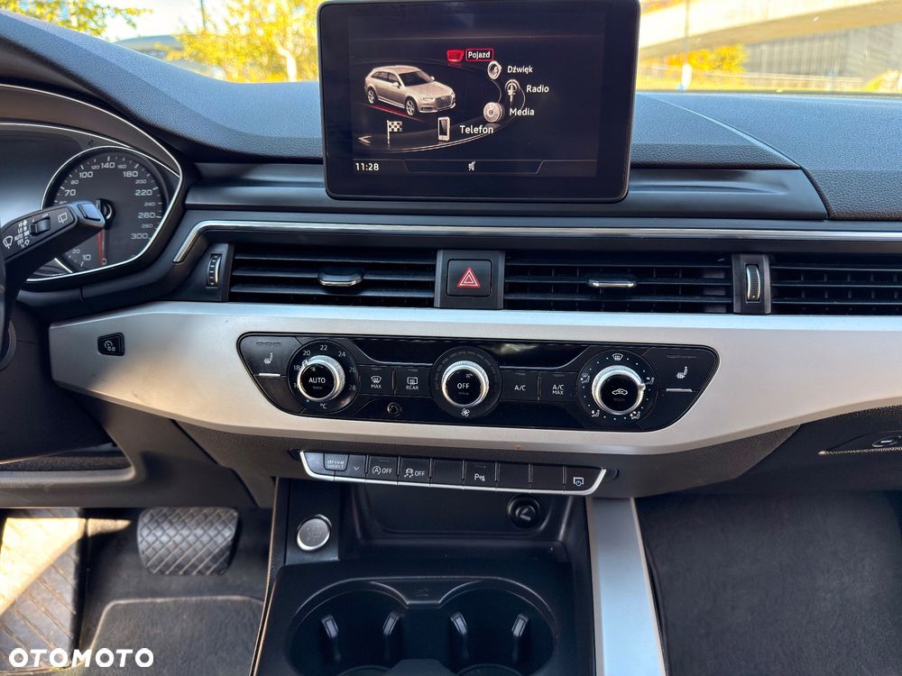 Audi A4 Avant - 25