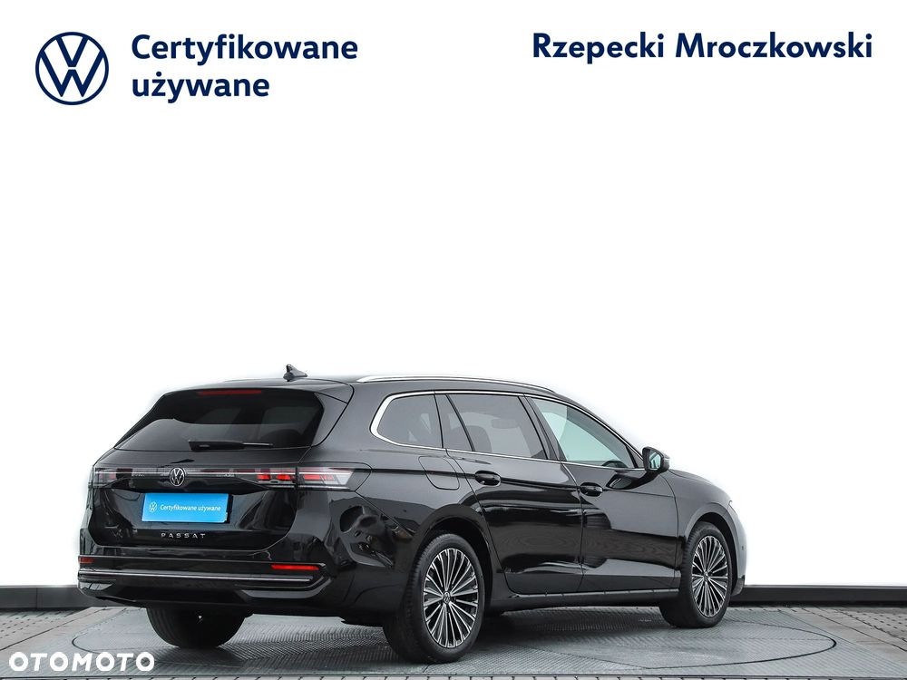 Volkswagen Passat Variant - 5