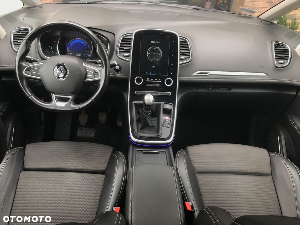 Renault Scenic Energy dCi 110 S&S Bose Edition - 11
