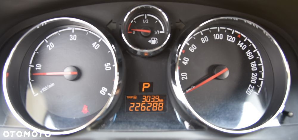 Opel Antara 2.2 CDTI 4x4 Cosmo - 25