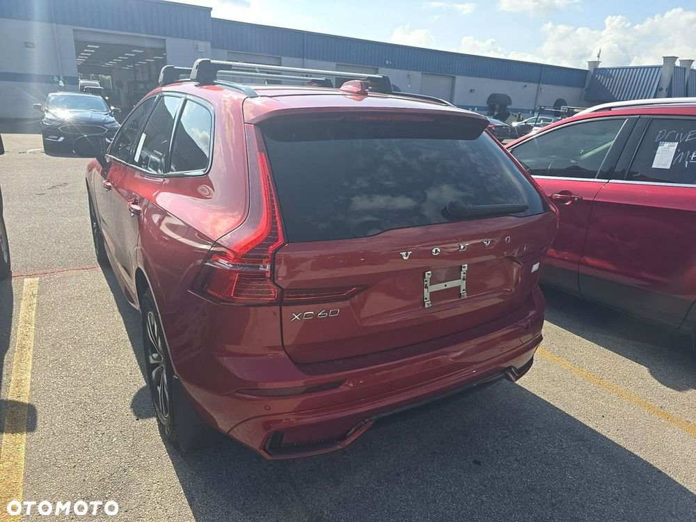 Volvo XC 60 T8 Plug-In Hybrid AWD Core - 5