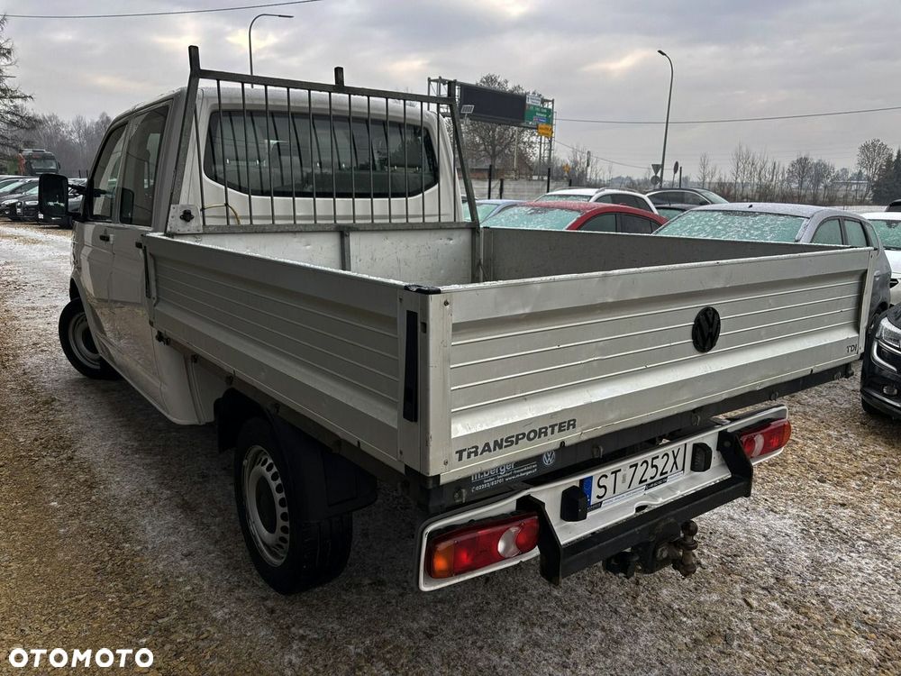 Volkswagen Transporter - 4