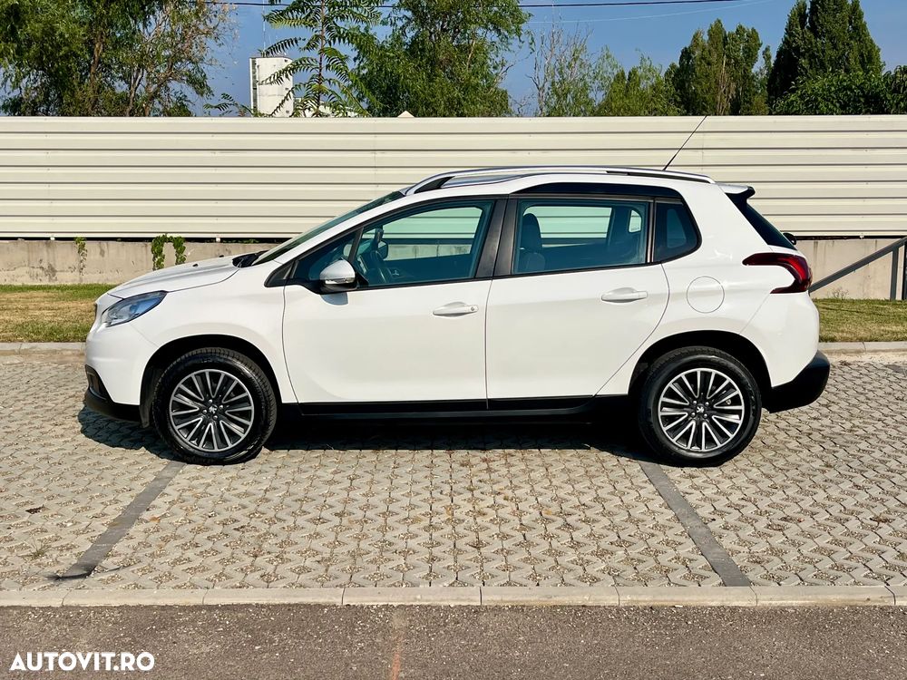 Peugeot 2008 - 12
