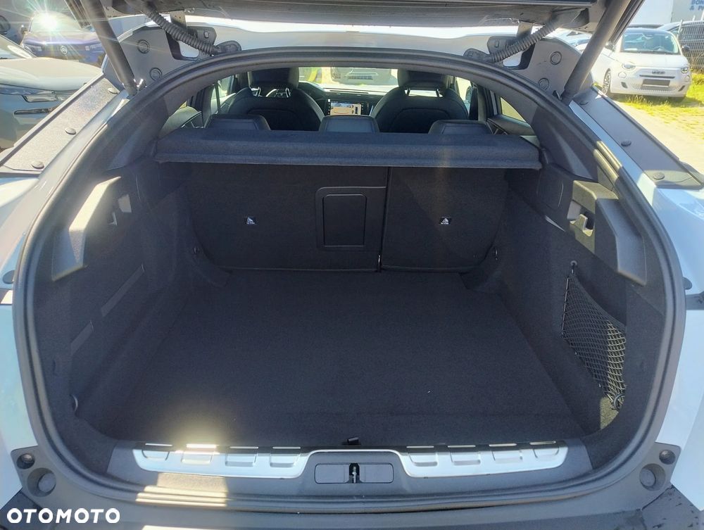 Peugeot 408 1.2 PureTech mHEV GT S&S e-DSC6 - 8