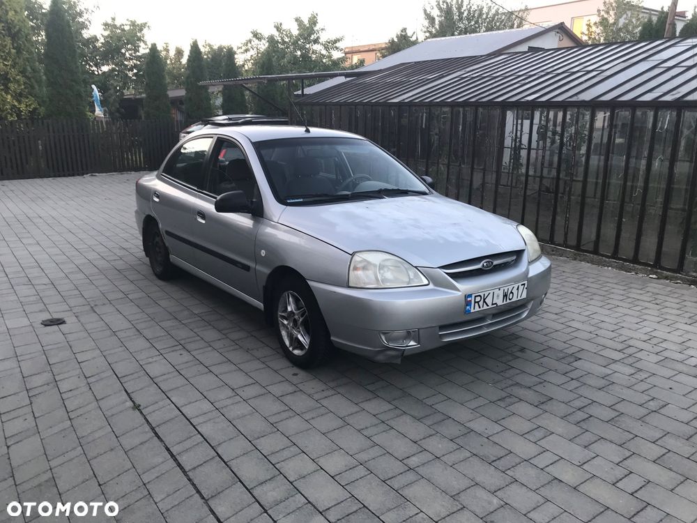 Kia Rio - 1