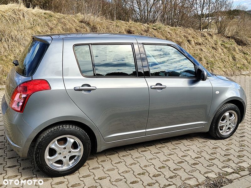 Suzuki Swift 1.3 Comfort - 27