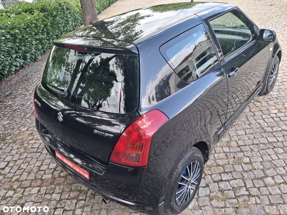 Suzuki Swift - 12