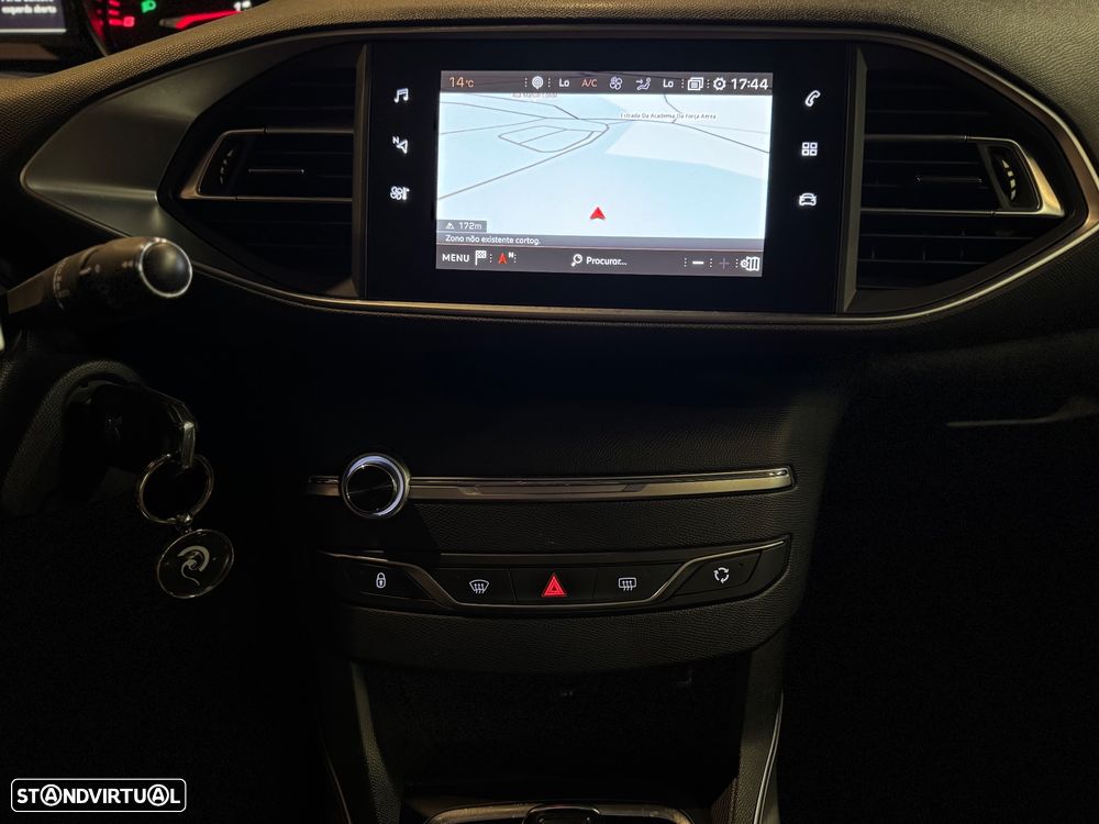 Peugeot 308 SW BlueHDi 130 EAT8 Style - 14