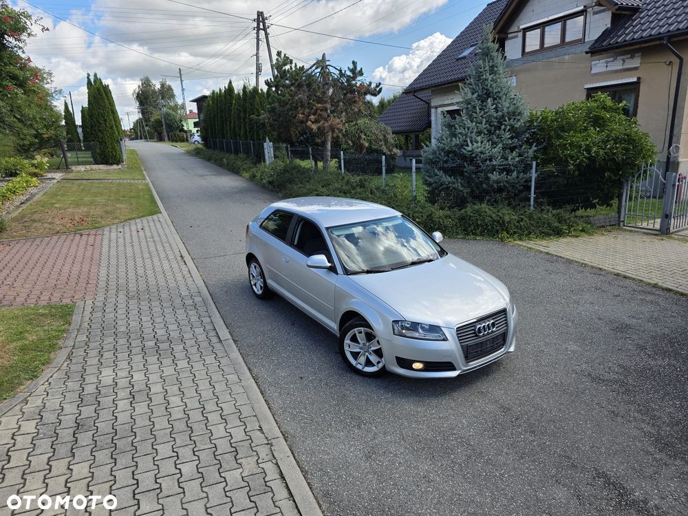 Audi A3 3-drzwiowe 1.6 Ambiente - 29