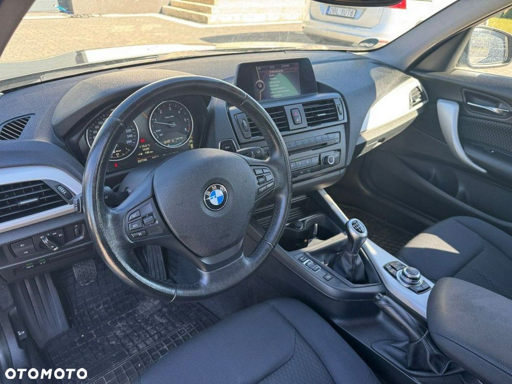 BMW Seria 1 116d - 11