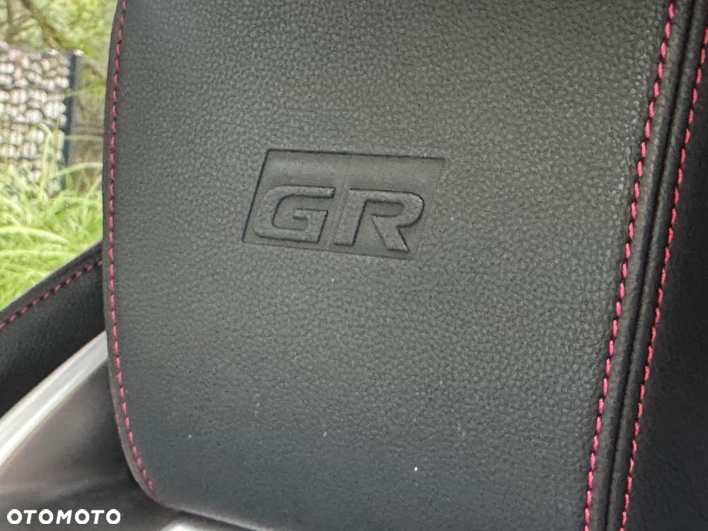 Toyota Corolla 2.0 Hybrid GR Sport - 29