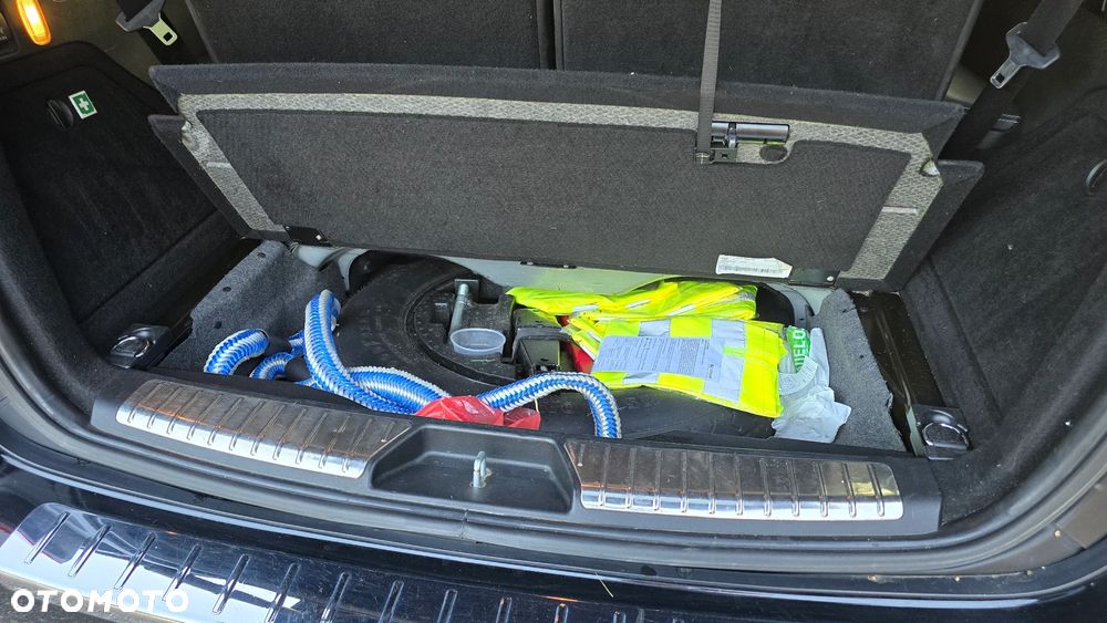 Mercedes-Benz GL 350 CDI BlueEff - 35