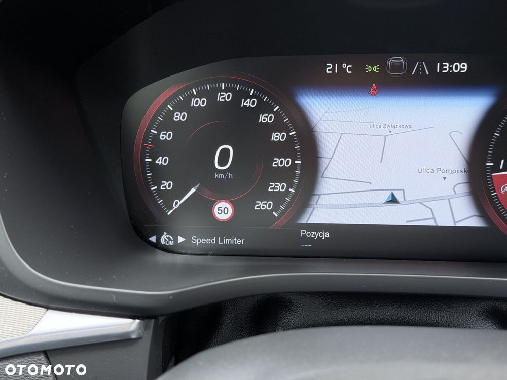 Volvo XC 60 - 22
