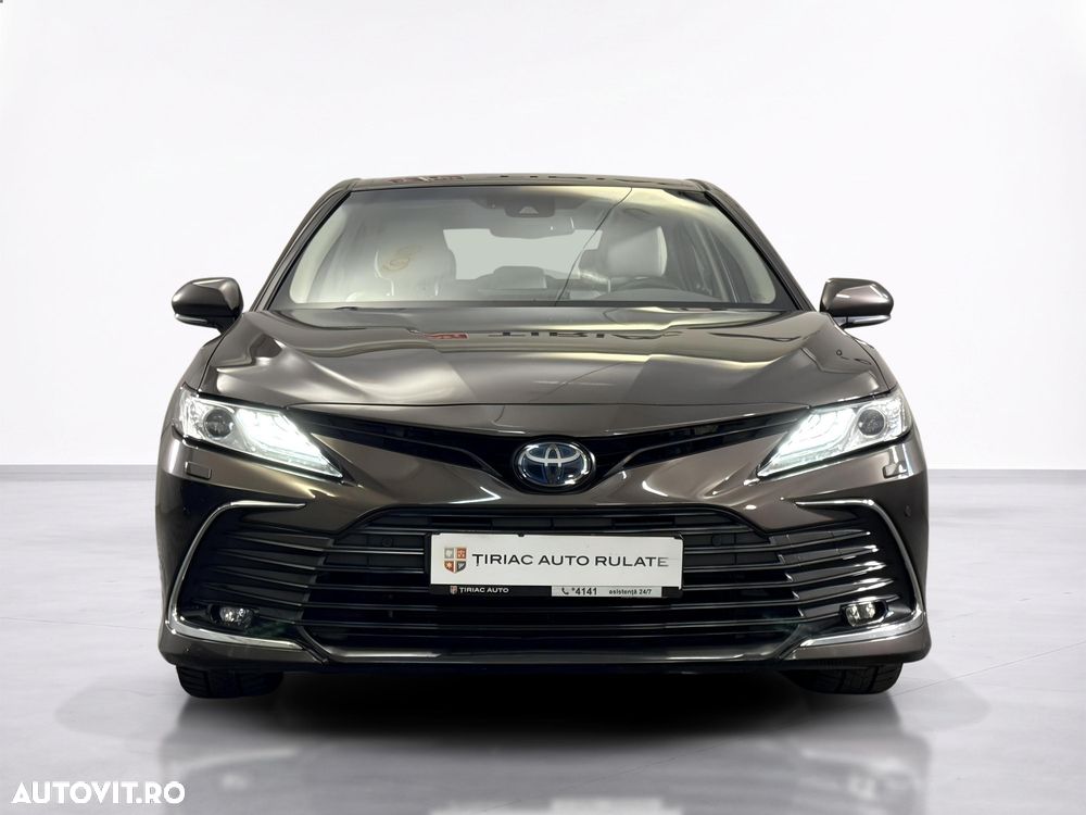 Toyota Camry - 9