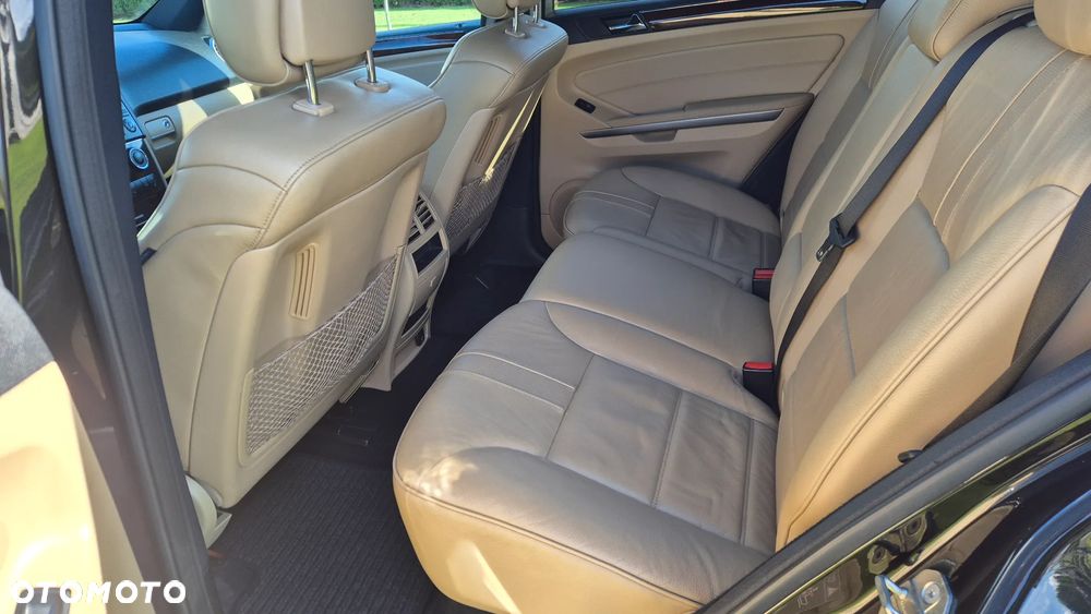 Mercedes-Benz ML 320 CDI 4-Matic - 12