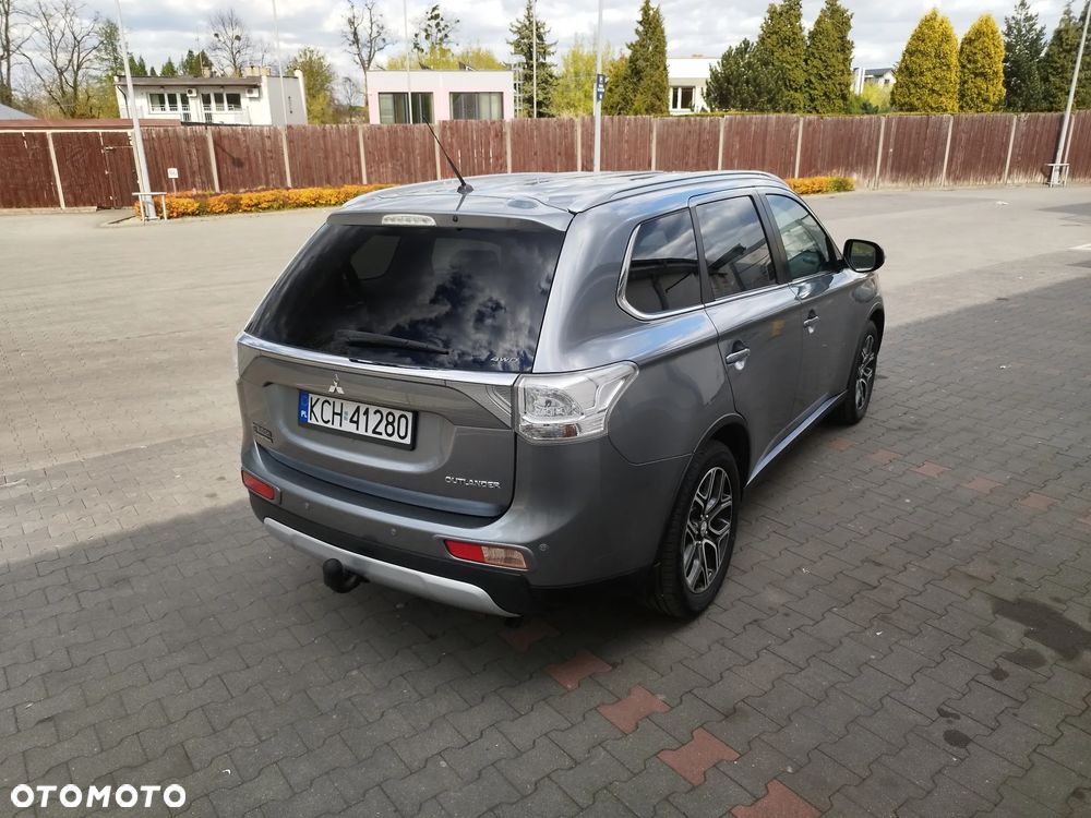Mitsubishi Outlander 2.0 4WD CVT Diamant Edition+ - 5