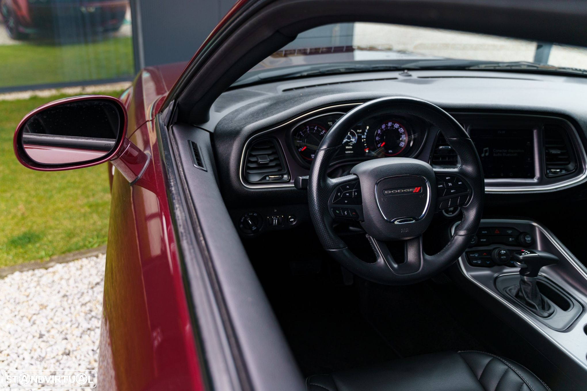 Dodge Challenger Auto SXT Plus - 7